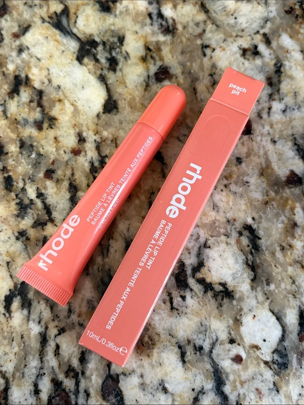 ⚡️🖤RHODE Peach Pit Peptide Lip Treatment